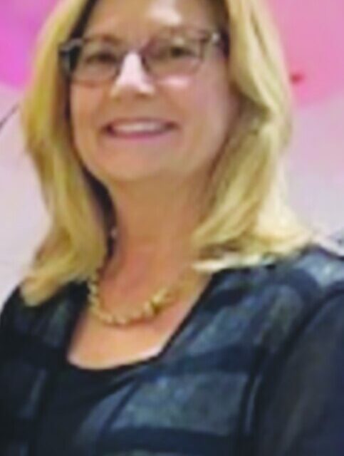 Belinda Coon, outgoing president of the Boca Pointe Pap Corps chapter