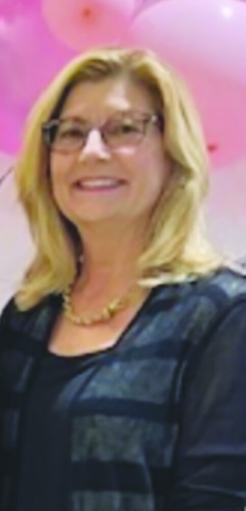 Belinda Coon, outgoing president of the Boca Pointe Pap Corps chapter